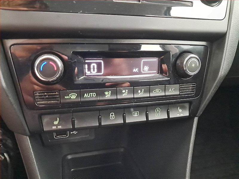 Škoda Rapid (2018) Spaceback 1.0 TSI, ČR,1.maj - fotka 13 z 18
