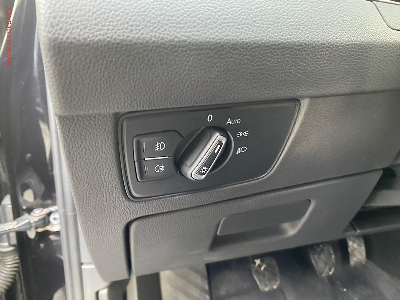 Volkswagen Passat (2019) 2.0 TDi, Highline, navi - fotka 15 z 19