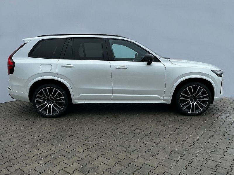 Volvo XC90 Plus Dark T8 AWD 335kW - fotka 4 z 31
