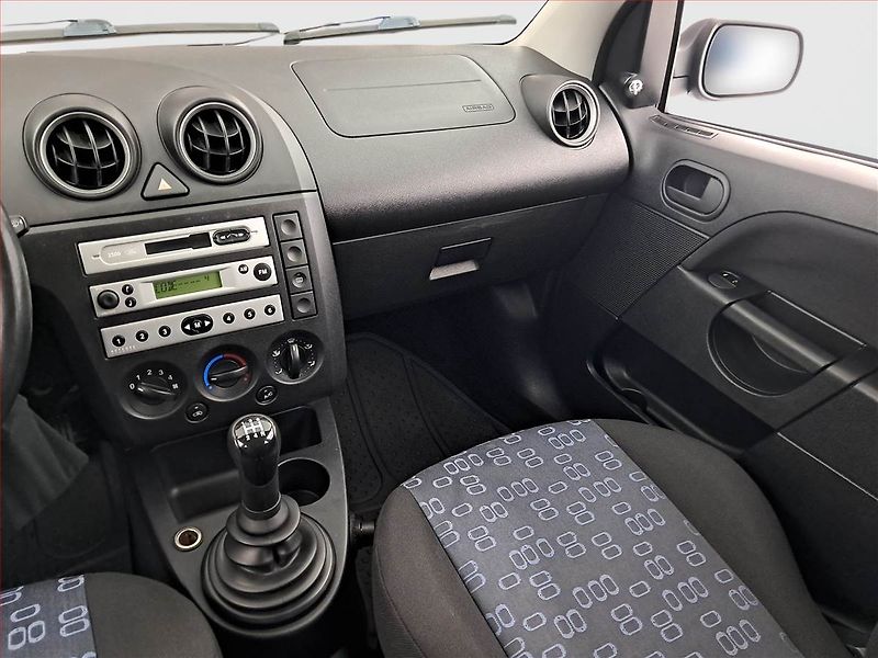 Ford Fiesta (2004) 1.4 TDCi, po STK, Klima - fotka 8 z 14