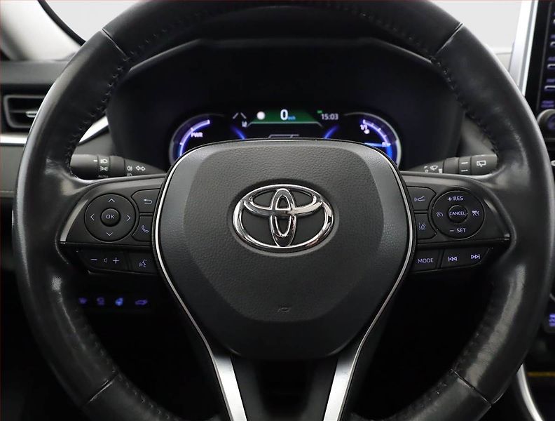Toyota RAV4 (2020) Executive 2.5 Hybrid - fotka 8 z 20