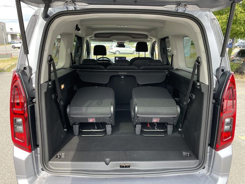Toyota ProAce City Verso 1.5D 130k Long ODBĚR 6/2026 - fotka 6 z 29