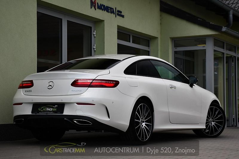 Mercedes-Benz Třídy E 400 4MATIC AMG ACC ČR HUD - fotka 5 z 53