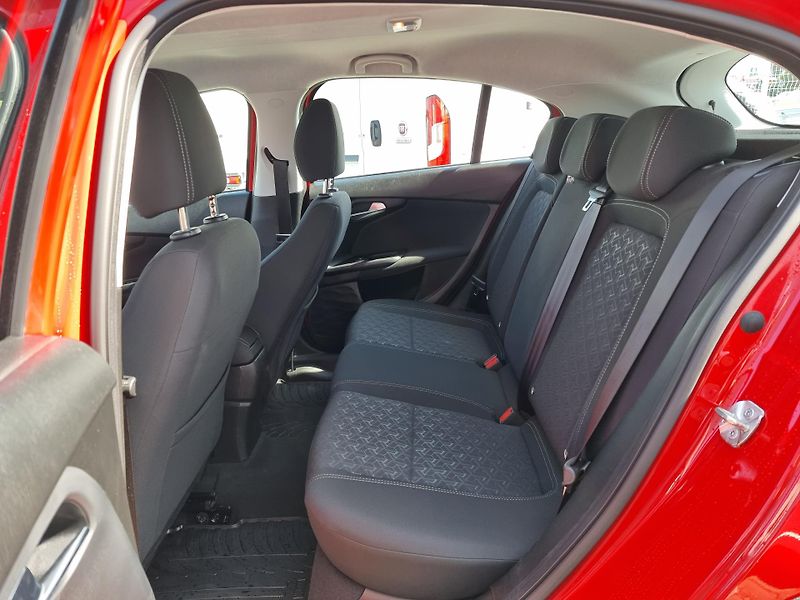 Fiat Tipo (2023) Tipo HB City Cross 1,5T AT-7 - fotka 10 z 18