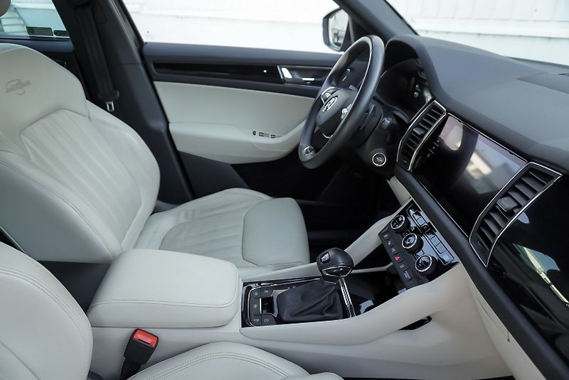 Škoda Kodiaq 2.0 TDi 147kW L&K - fotka 18 z 47