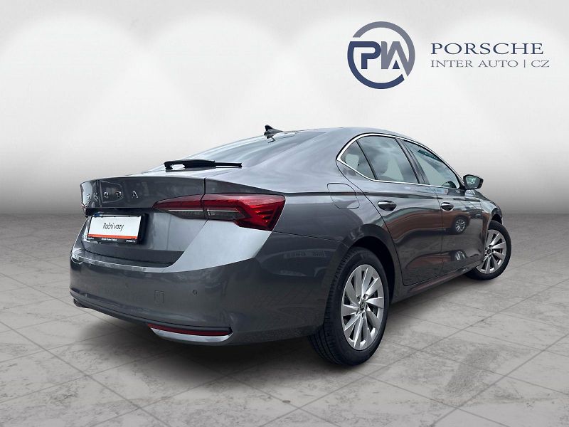 Škoda Octavia Top Selection 2.0 TDI 110kw DS - fotka 2 z 29