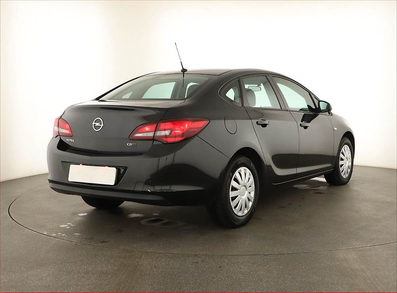 Opel Astra (2016) 1.6 CDTI, ČR,1.maj, Serv.kniha - fotka 5 z 13