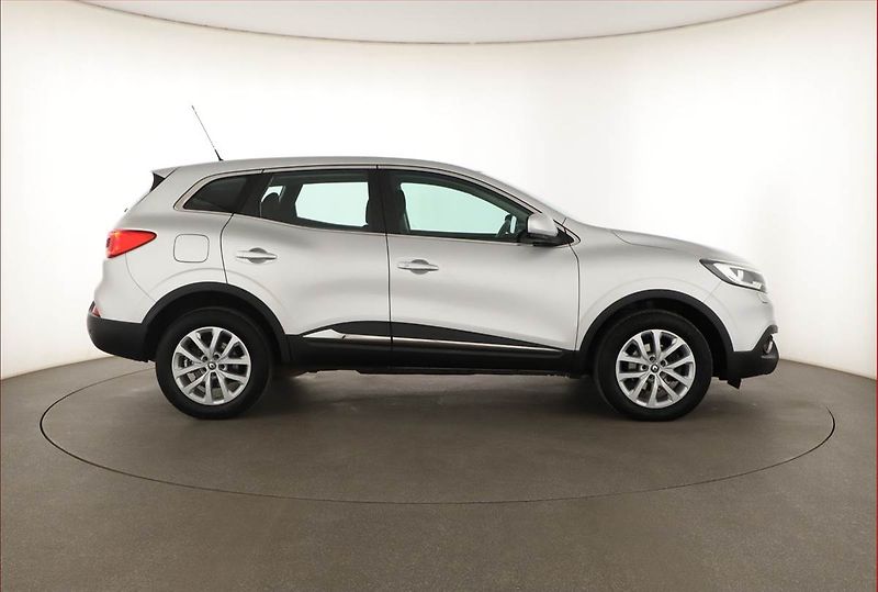 Renault Kadjar (2017) 1.6 dCi, 4X4, Tempomat - fotka 6 z 19