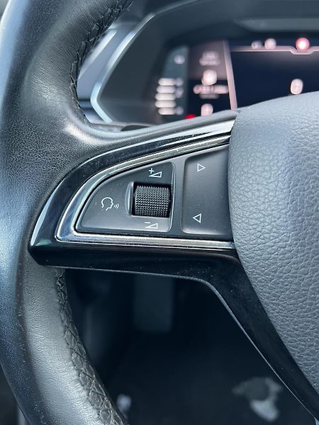 Škoda Superb 1.5TSI DSG Style 1.Maj DPH TZ - fotka 10 z 26