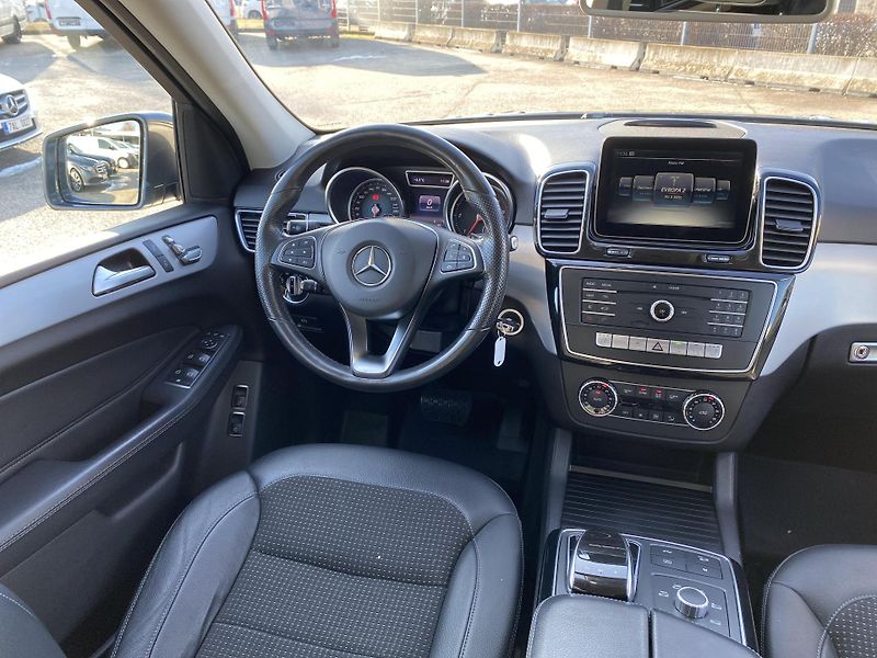 Mercedes-Benz GLE GLE 350d 4M - fotka 10 z 28