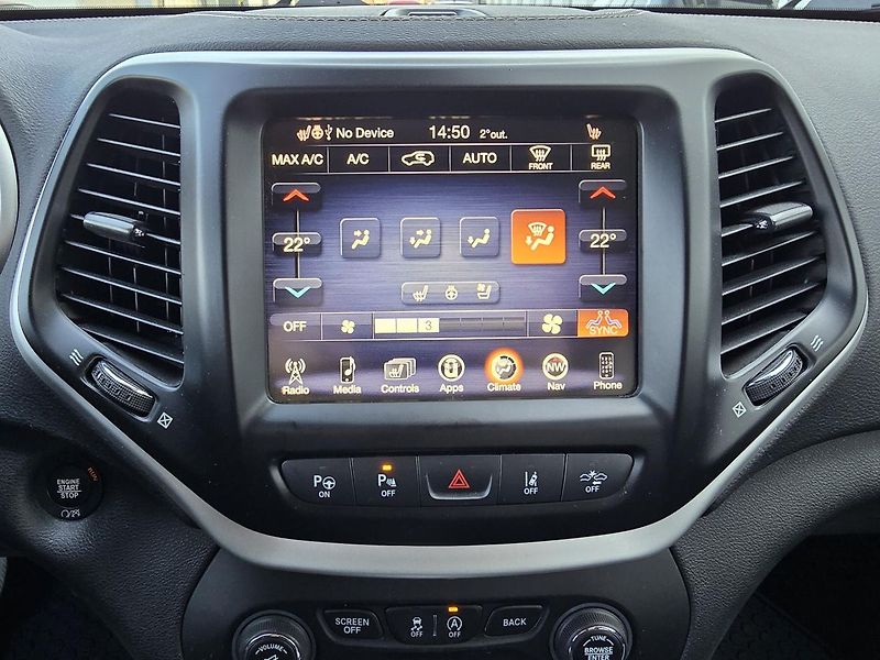 Jeep Cherokee 147kW 4x4 LIMITED KŮŽE NAV - fotka 36 z 49