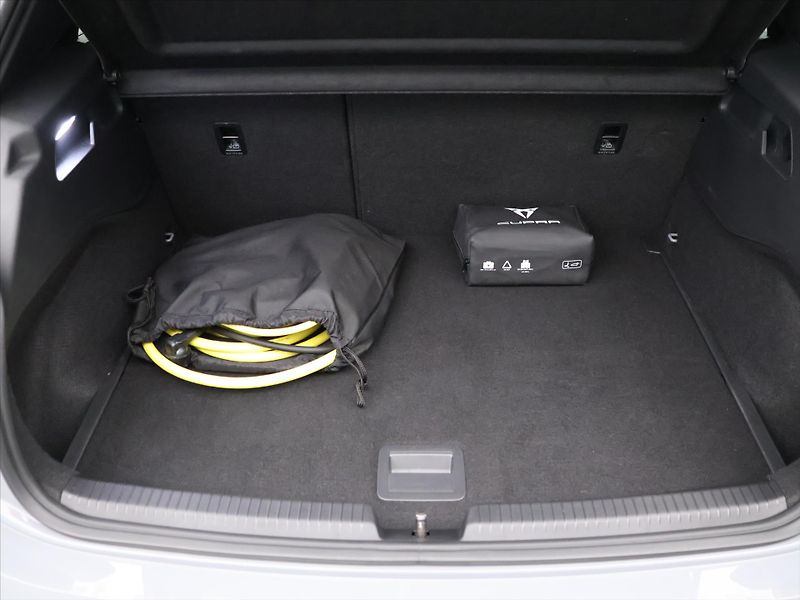 Cupra Born 62kWh 170kW-eBoost SOH94,6% - fotka 10 z 30