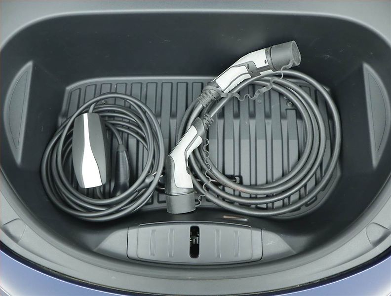 Tesla Model 3 (2020) Long Range 4WD 74kWh, SoH 89% - fotka 21 z 21
