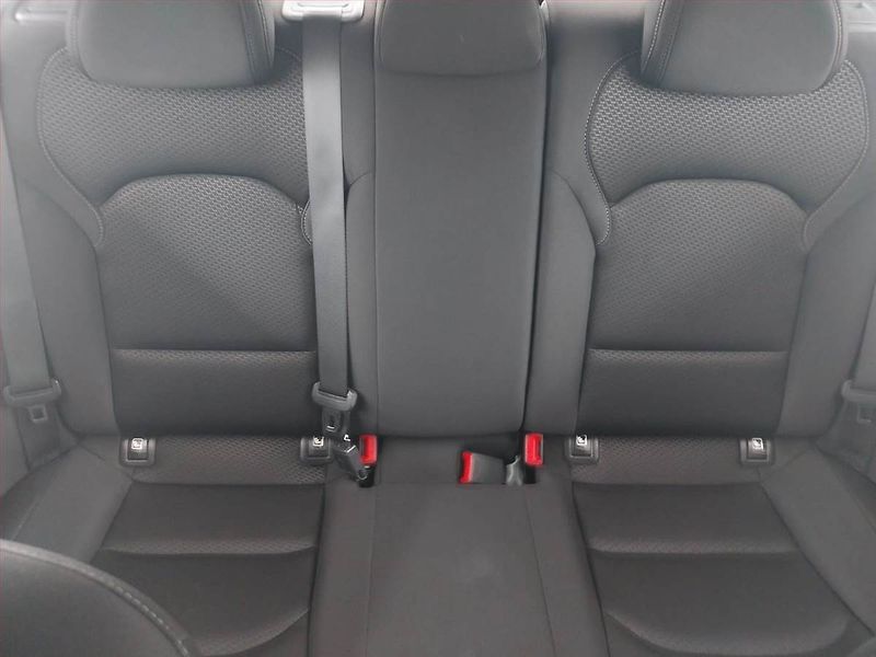 Hyundai i30 (2017) Trikolor 1.0 T-GDI, Serv.kniha - fotka 10 z 18