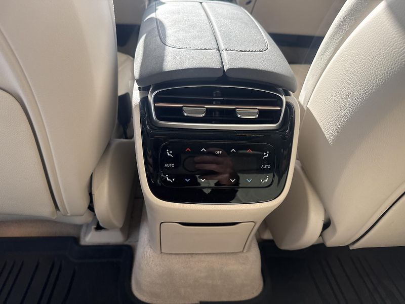 Mercedes-Benz EQS (2023) EQS 450 4MATIC SUV - fotka 52 z 54