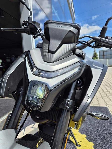 CFMOTO (2026) 125 NK - fotka 31 z 39