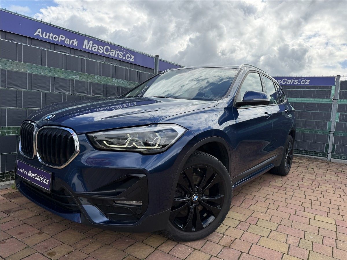 BMW X1 18d xDrive SportLine Head-up