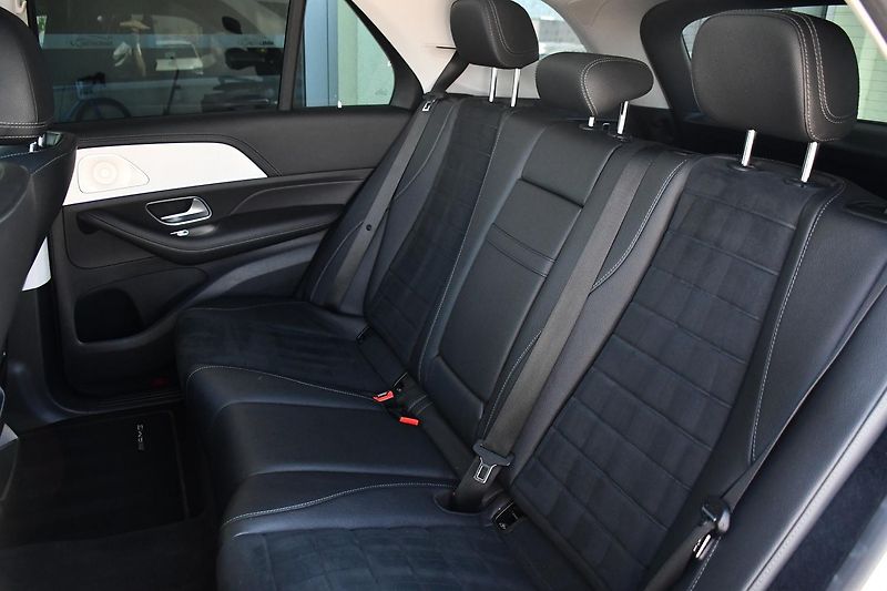 Mercedes-Benz GLE 350DE 4MATIC - fotka 21 z 42