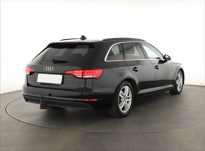 Audi A4 (2018) 35 TDI, Automat, Kůže, Navi - fotka 5 z 21