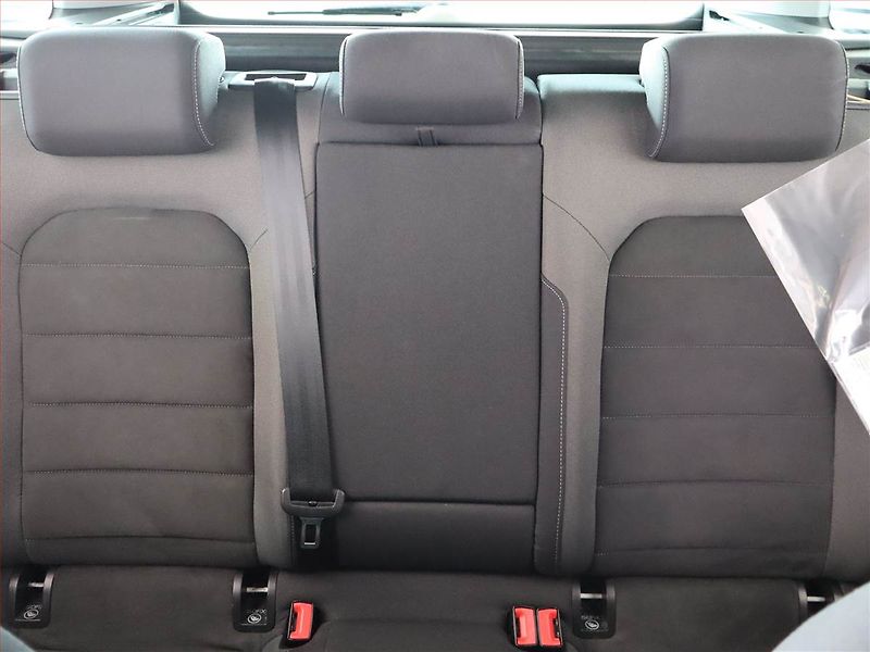 Volkswagen Golf (2017) 2.0 TDI, Automat, Kůže - fotka 10 z 21