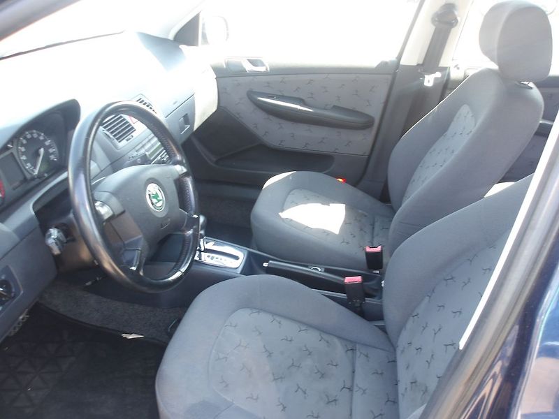 Škoda Fabia 1,4i AUTOMAT !!! KLIMA,PARKSEN - fotka 16 z 26