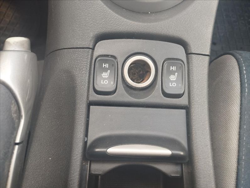Honda Civic 1,8 V-TEc 103KW AUTOMAT - fotka 15 z 18