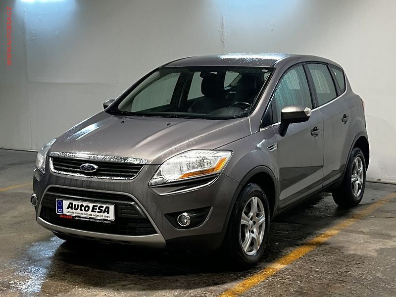Ford Kuga (2012) 2.0 TDCi, Champions, +kola - fotka 3 z 17