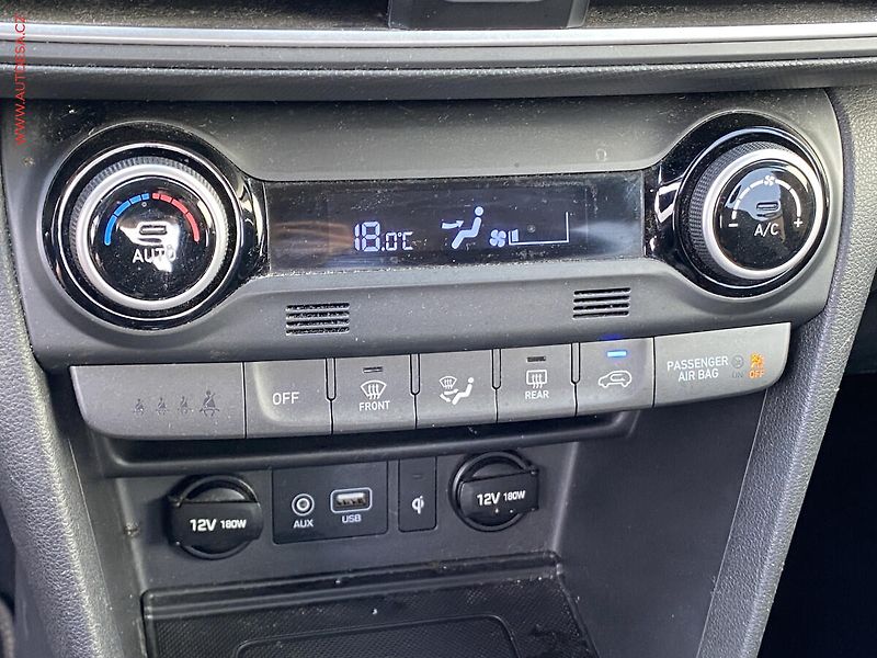 Hyundai Kona (2018) 1.0 T-GDi, Navi, kamera - fotka 15 z 20