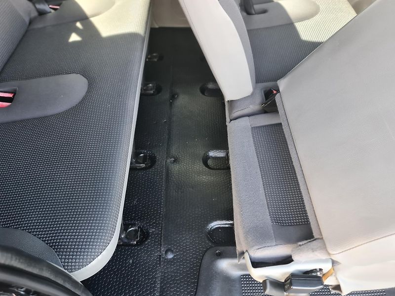 Opel Vivaro (2012) LONG 2.0 CDTi KLIMA 9-MÍST SER - fotka 16 z 42