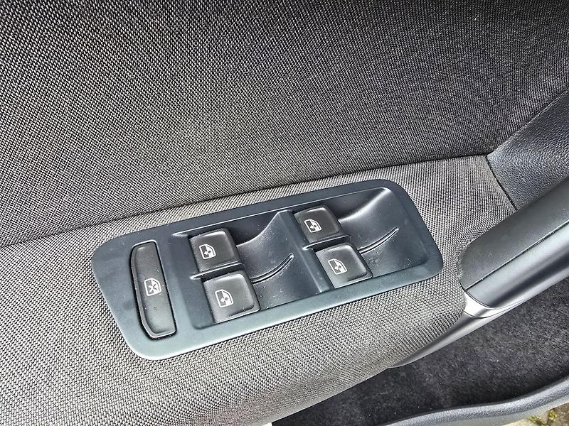 Volkswagen Golf Sportsvan 1,4 TSI 92KW,  Highline, ČR - fotka 10 z 29