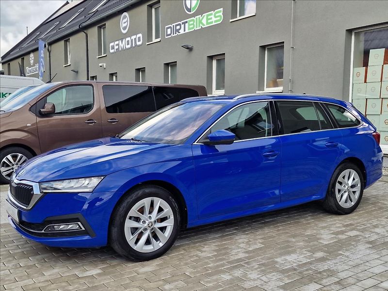 Škoda Octavia 2.0 TDI Style Combi,ČR,1.Maj. - fotka 6 z 49