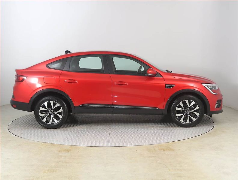 Renault Arkana (2022) Zen 1.3 TCe - fotka 6 z 26