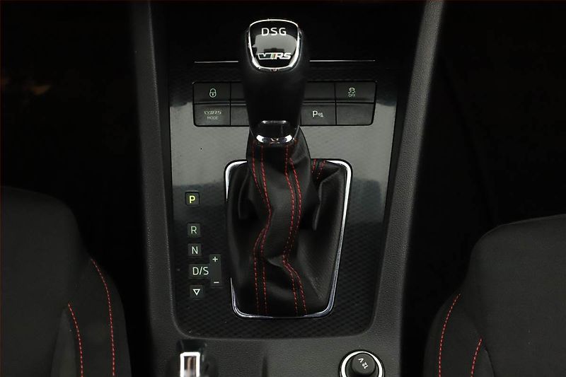 Škoda Octavia (2020) RS 2.0 TSI - fotka 10 z 21