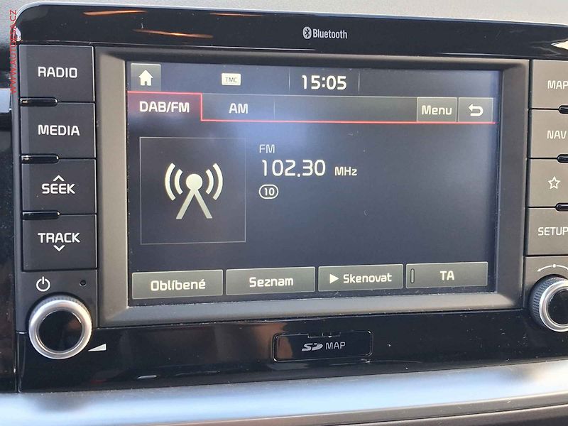Kia Stonic (2019) 1.6 CRDi, Exclusive, TZ - fotka 18 z 20