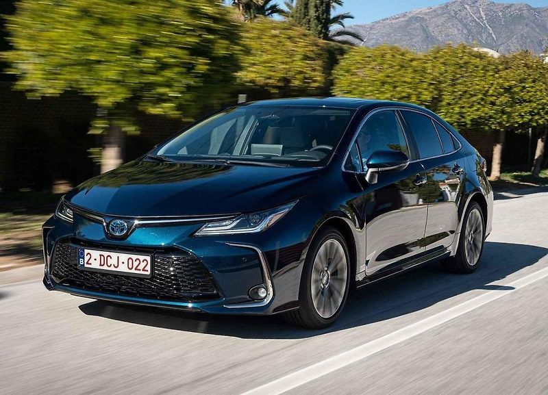 První stovky kilometrů jsme s modernizovanou Corollou ujeli ve Španělsku