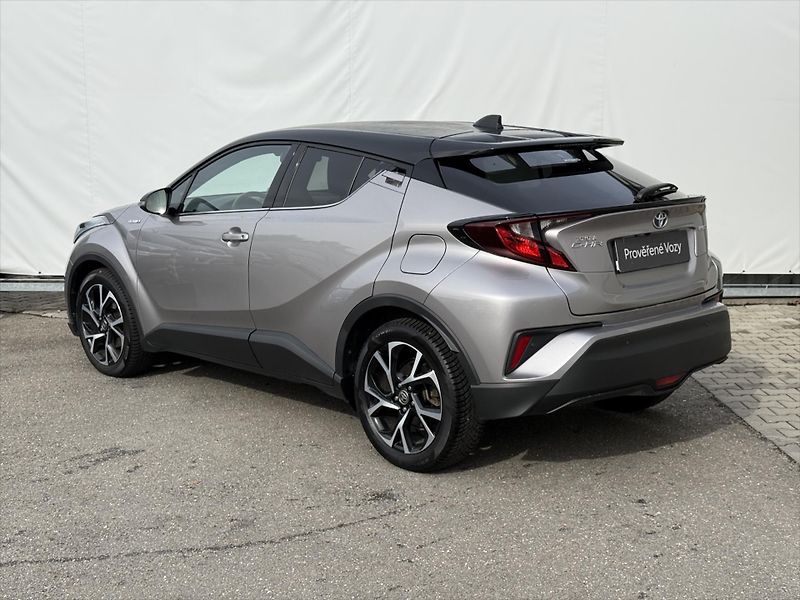 Toyota C-HR 1,8 Style - fotka 6 z 19