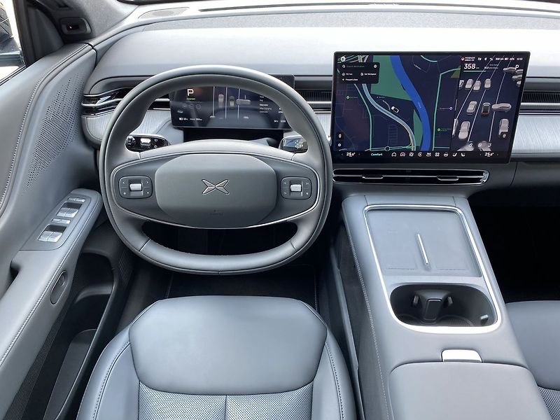 Xpeng G6 AWD Performance - fotka 13 z 37