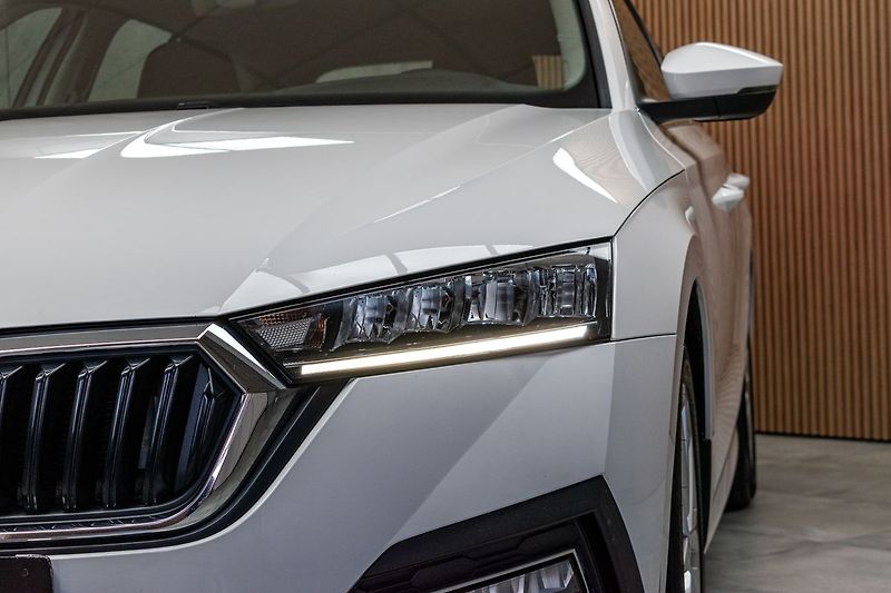 Škoda Octavia 1.5 TSI e-TEC*STYLE*DPH*ČR 1.M - fotka 35 z 40
