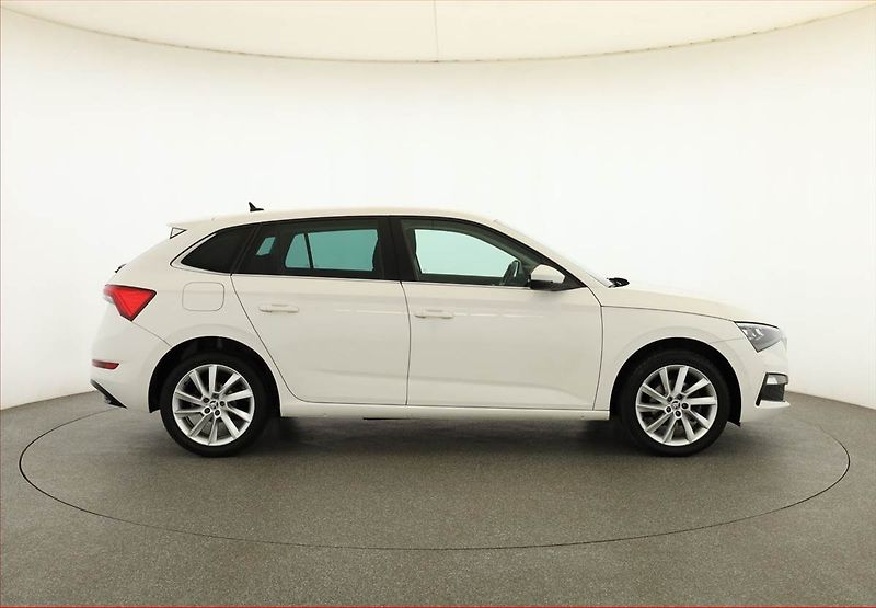 Škoda Scala (2020) Style 1.0 TSI, ČR,1.maj - fotka 6 z 17