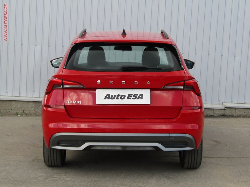 Škoda Kamiq (2019) 1.0TSi, ČR, Ambition, TZ - fotka 5 z 18