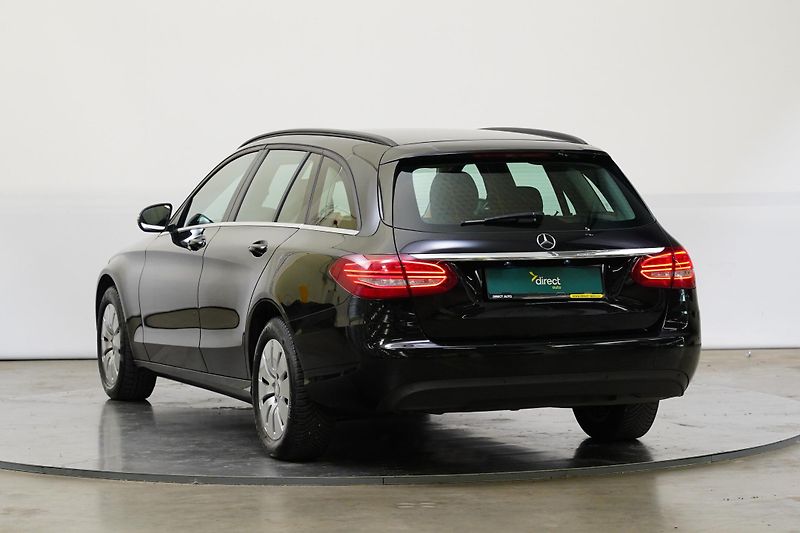 Mercedes-Benz Třídy C - fotka 7 z 26