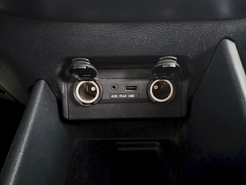 Kia Rio (2014) 1.4I 80kW - fotka 17 z 21