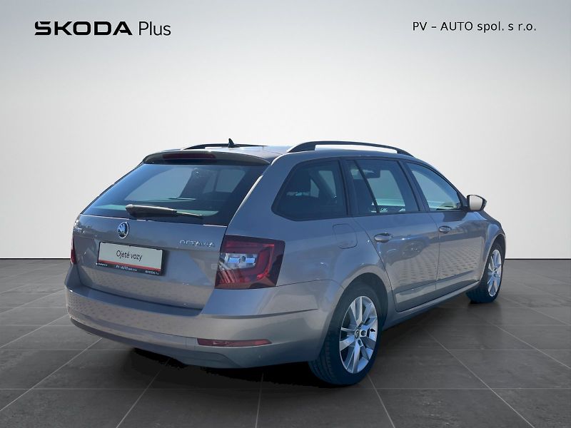 Škoda Octavia (2018) 1.5 TSI 110kW Style Plus combi - fotka 2 z 30