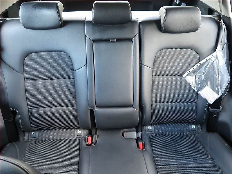 Kia Sportage (2019) Platinum 1.6 T-GDI, 4X4 - fotka 10 z 18