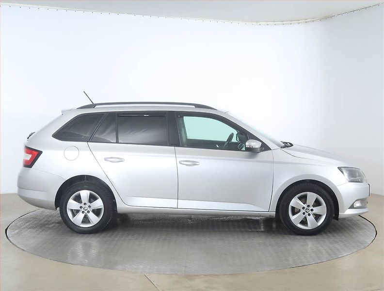 Škoda Fabia (2017) 1.4 TDI, jezdí dobře - fotka 6 z 17