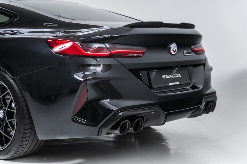 BMW M8 Competition*Carbon*B&W - fotka 30 z 44
