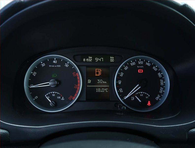 Škoda Fabia (2010) 1.2 12V, LPG, Serv.kniha - fotka 11 z 15