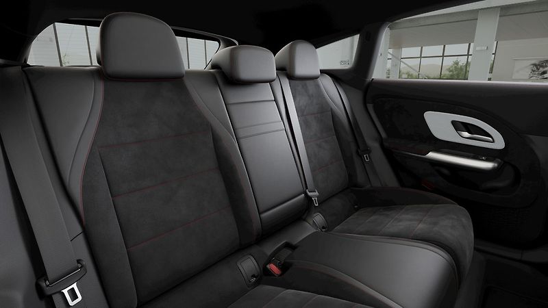 Mercedes-Benz GLB (2026) 220 4MATIC Linie AMG - fotka 10 z 10