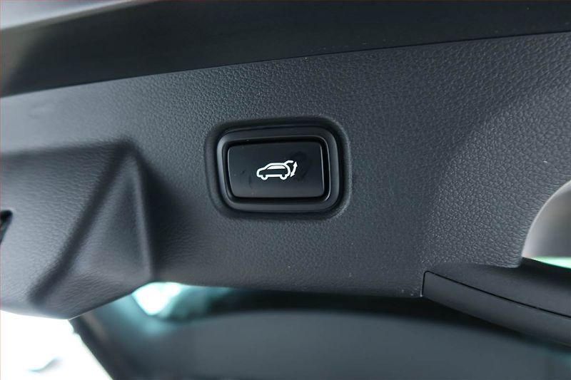 Volkswagen Passat (2020) 2.0 TDI, Automat, Navi - fotka 18 z 20