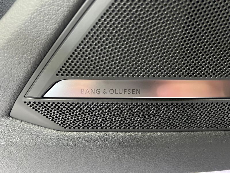 Audi A6 Allroad 50 TDI QUATTRO, VZDUCH, WEBAST - fotka 32 z 36